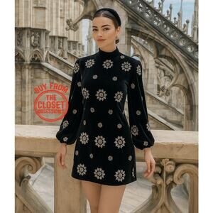 LAST ONE!!! BLOGGER FAVE!!! ZARA Puff Sleeve Mini Dress NWT 🖤